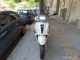 Piaggio Medley 150 2023-thumb-13