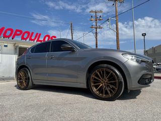 Alfa Romeo Stelvio 2017 2.0T Q4 280PS !! LOOK VELOCE !!