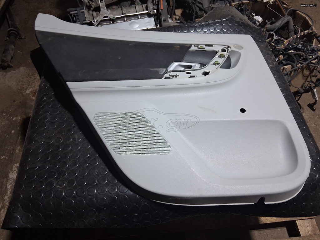 Skoda Fabia Mk2 πίσω πόρτας Πάνελ 5J6867209