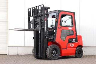 Κλαρκ 2022 EP EFL252 - Triplex 4,8m - 2,5t - Li-ion
