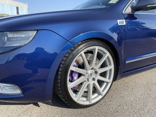 Skoda Superb 2010-thumb-4