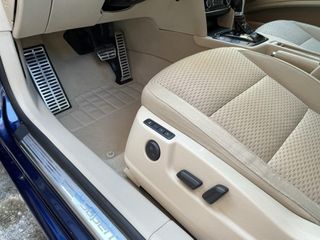 Skoda Superb 2010-thumb-12