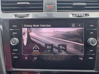 Volkswagen Golf 2020 Electric Experiance 136hp Α. Ισμαήλος Α.Ε.-thumb-16