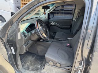 Nissan Navara 2009-thumb-6