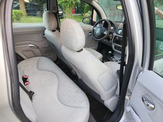 Citroen C3 2004 C3 1.1-thumb-9