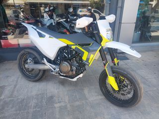 Husqvarna 701 Supermoto 2022