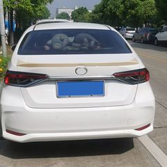 Αεροτομή πορτ-μπαγκάζ Toyota Corolla (2020+) - μαύρη γυαλιστερή-thumb-1