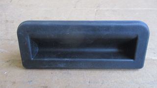 Μπουτόν πόρτ - μπαγκάζ από Audi/VW/Seat/Skoda 2012-2020, 6V0827566