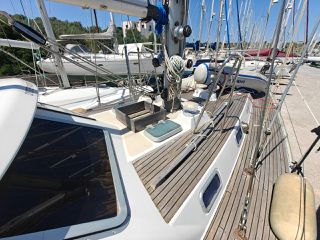 Oyster 1985 Heritage Pilothouse 37 SOLD-thumb-8