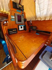 Oyster 1985 Heritage Pilothouse 37 SOLD-thumb-21