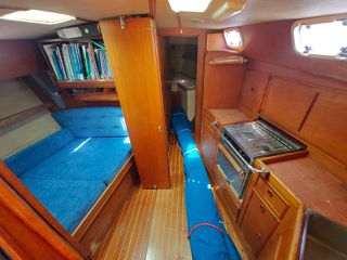 Oyster 1985 Heritage Pilothouse 37 SOLD-thumb-26