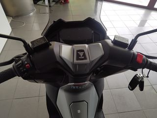 Voge SR1 2025 SCOOTER(ΕΙΔΙΚΗ ΚΑΛΟΚΑΙΡΙΝΗ ΕΚΠΤΩΣΗ-ΕΤΟΙΜΟΠΑΡΑΔΟΤΟ)-thumb-12
