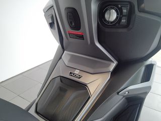 Voge SR1 2025 ADV SCOOTER (ΕΤΟΙΜΟΠΑΡΑΔΟΤΟ ΜΕ ΚΑΜΕΡΑ ΚΑΤΑΓΡΑΦΗΣ ΔΙΑΔΡΟΜΩΝ)-thumb-10