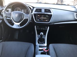 Suzuki SX4 S-Cross 2019 1000CC BOOSTERJET CLUB LPG NAVI CAMERA CLIMA-thumb-8
