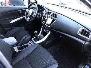 Suzuki SX4 S-Cross 2019 1000CC BOOSTERJET CLUB LPG NAVI CAMERA CLIMA-thumb-10