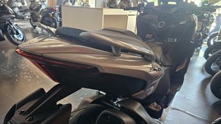 Yamaha TMAX 560 2026 YAMAHA TMAX560 TECH MAX   ΚΑΤΟΠΙΝ ΠΑΡΑΓΓΕΛΕΙΑΣ-thumb-32