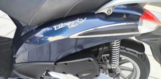 Piaggio Liberty 150 2012-thumb-10