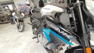 CFmoto 675 NK 2026-thumb-5