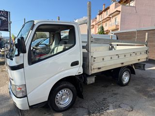 Toyota 2004 DYNA DUNA DINA NTINA