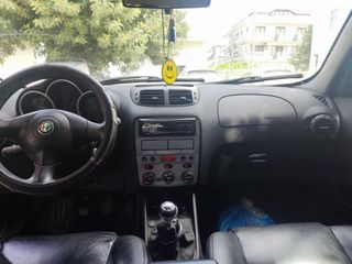 Alfa Romeo Alfa 147 2005 1.6 16V Twin Spark
