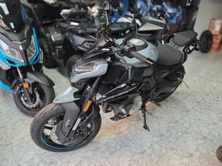 CFmoto 675 NK 2026-thumb-6