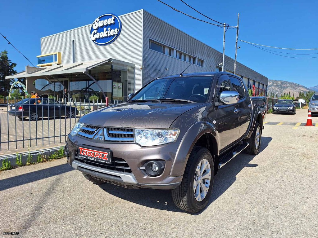 Mitsubishi L200 2014 184 Ps!!ΔΕΡΜΑ NAVI FULL EXTRA!!!