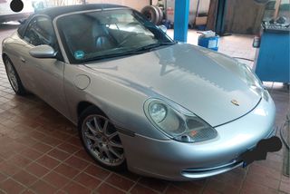 Porsche 911 2000 CARRERA