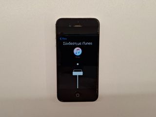 I PHONE 4S-thumb-1