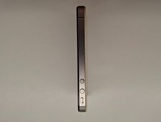 I PHONE 4S-thumb-2