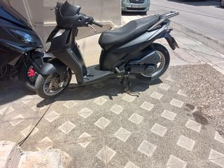 Aprilia SportCITY 125 2009 cube