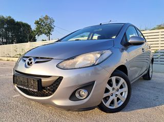 Mazda 2 2011