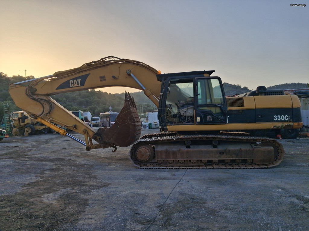 Εκσκαφέας Με Ερπύστριες CAT 2002 330CL