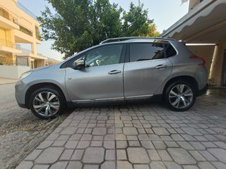 Peugeot 2008 2015 1.2 Puretech crossway