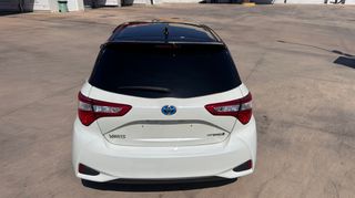 Toyota Yaris 2019 BI-TONE HYBRID-thumb-4