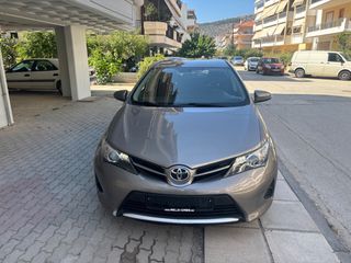 Toyota Auris 2015 1.4 D-4D DIESEL 6 TAXYTO