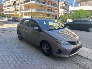 Toyota Auris 2015 1.4 D-4D DIESEL 6 TAXYTO-thumb-3