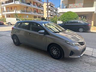 Toyota Auris 2015 1.4 D-4D DIESEL 6 TAXYTO-thumb-4