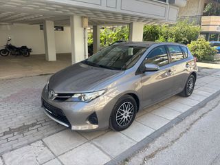 Toyota Auris 2015 1.4 D-4D DIESEL 6 TAXYTO-thumb-23