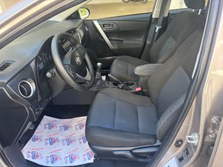 Toyota Auris 2015 1.4 D-4D DIESEL 6 TAXYTO-thumb-27
