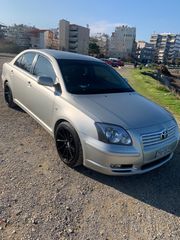 Toyota Avensis 2004