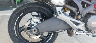 Ducati Monster 696 2008-thumb-3