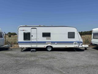 Hobby 2003 De Luxe 6 Ατόμων