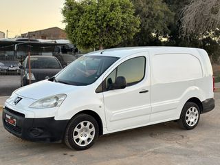 Peugeot Partner 2012-thumb-9