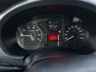 Peugeot Partner 2012-thumb-22