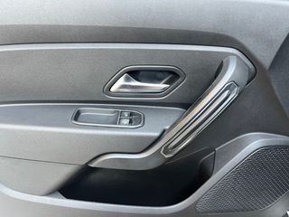Dacia Duster 2019-thumb-5