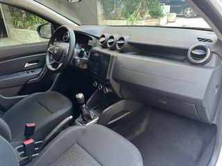Dacia Duster 2019-thumb-9