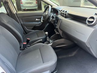 Dacia Duster 2019-thumb-10
