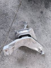AUDI RSQ3 2021 ΒΑΣΗ ΜΗΧΑΝΗΣ 8V0199262D