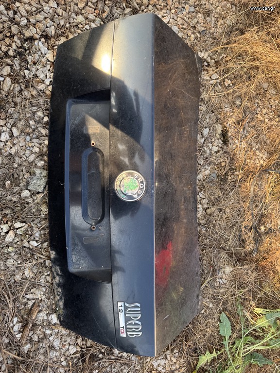 Καπό Skoda superb
