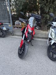 Ducati Hyperstrada 2014 821-thumb-1